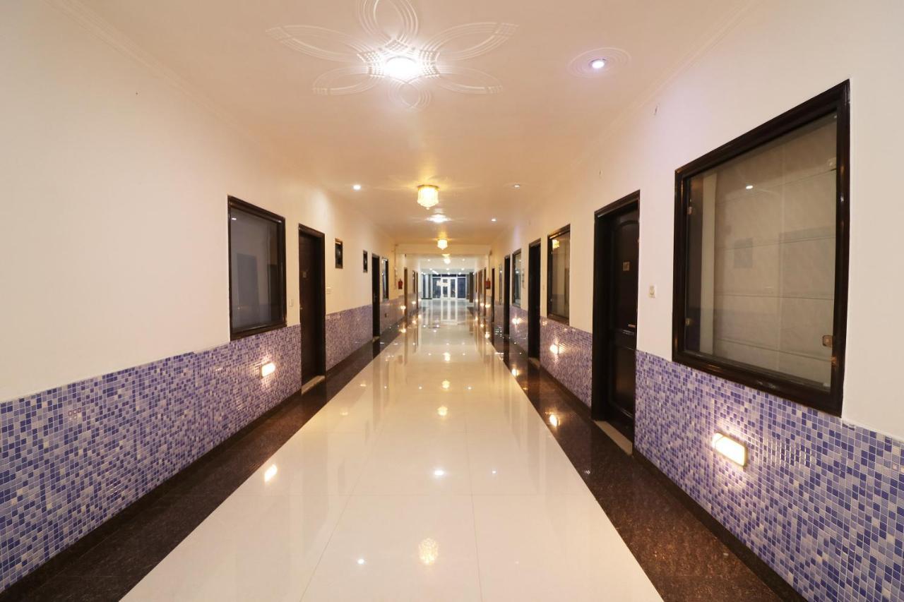 סוניפאט Oyo Hotel Inn Way מראה חיצוני תמונה