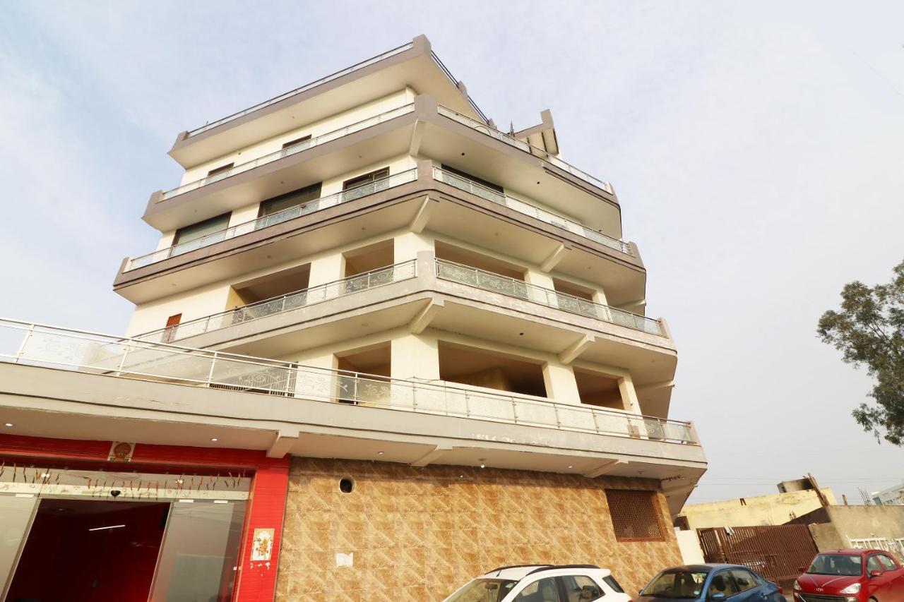 סוניפאט Oyo Hotel Inn Way מראה חיצוני תמונה